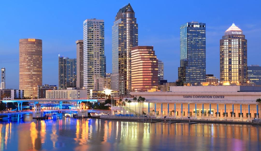 Downtown Tampa skyline and the Hillsborough River
