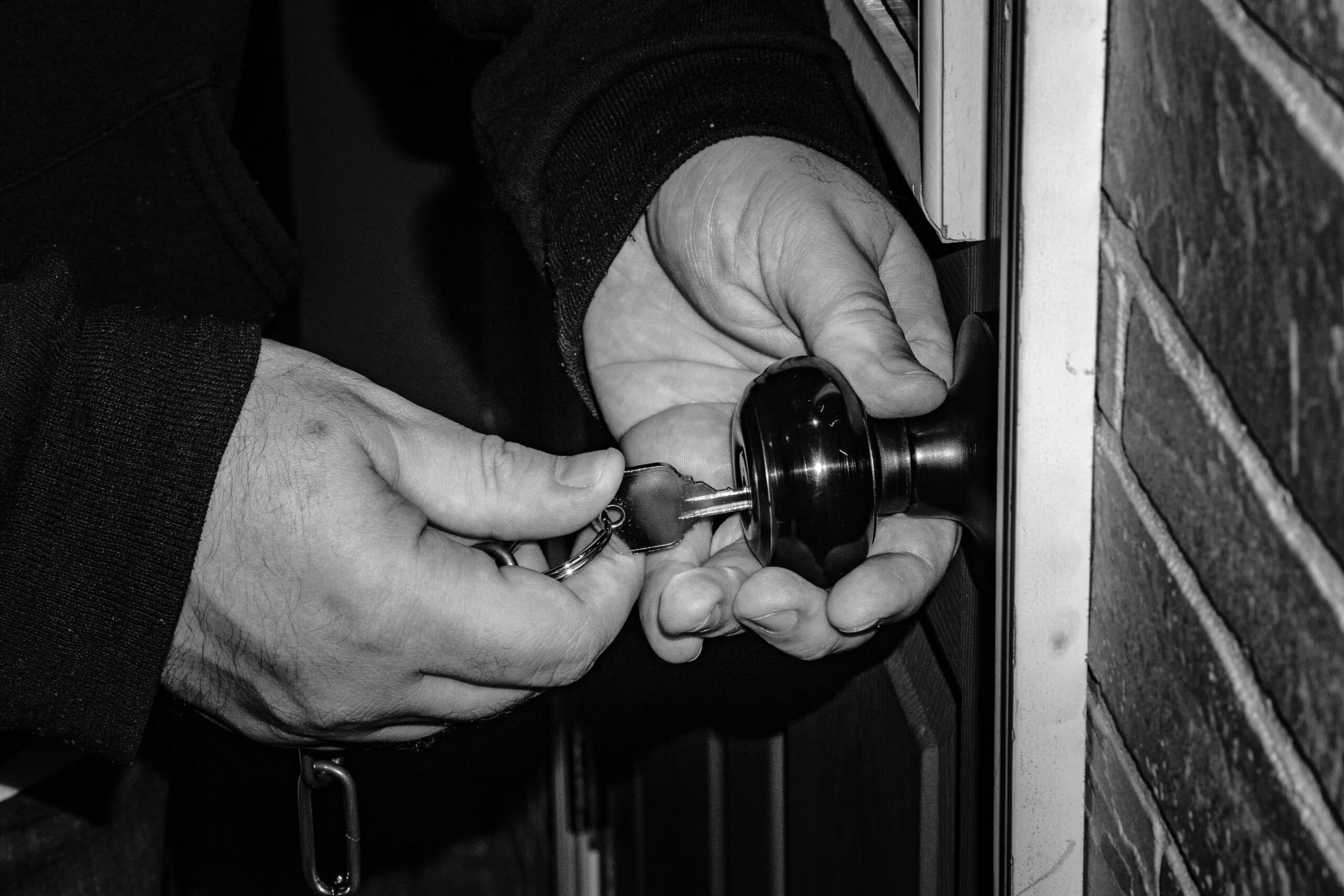 How Mobile Locksmith Services Work in Tampa Bay